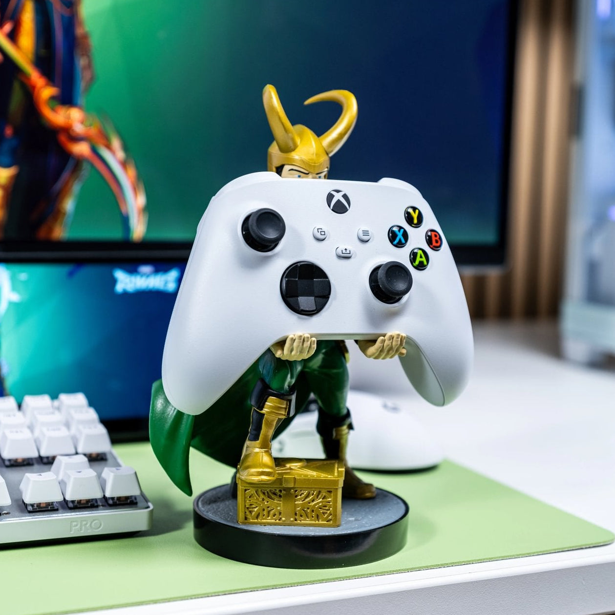 Loki Controller Holder & Phone Stand – Marvel, Cable Guys