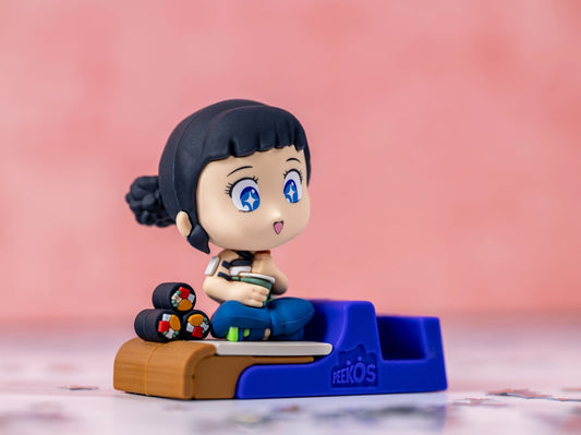 Zoey Noodles Phone Stand Collectible – K-Pop Demon Hunters, Peekos