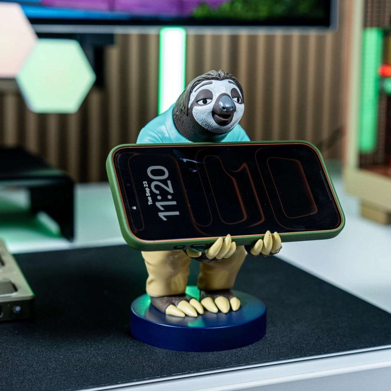 Zootopia: Flash the Sloth Cable Guys Phone Stand and Device Holder - EXG Pro